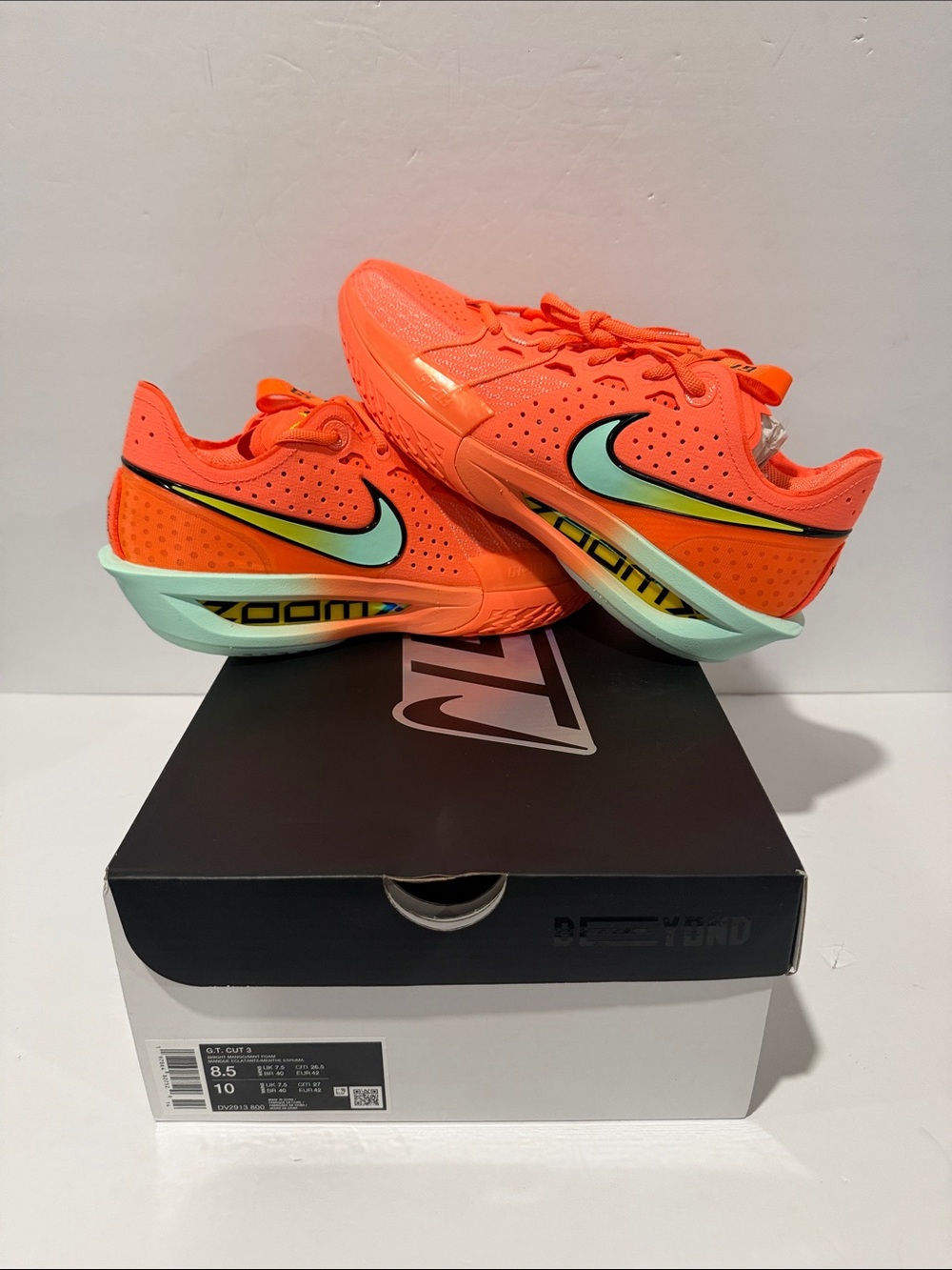 GT CUT 3 ‘BRIGHT MANGO’ Sz: 8.5 (DV2913-800)